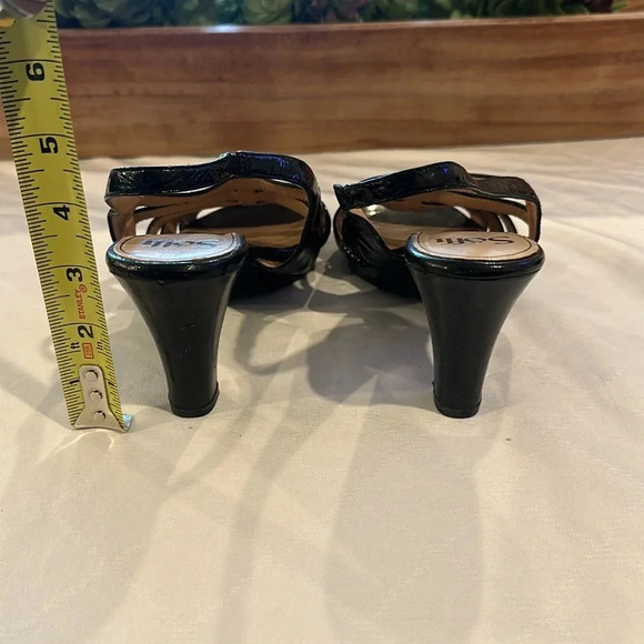 SOFFT brand black patent leather‎ strap heel heels heeled sandals shoes size 8.5 - Picture 5 of 6